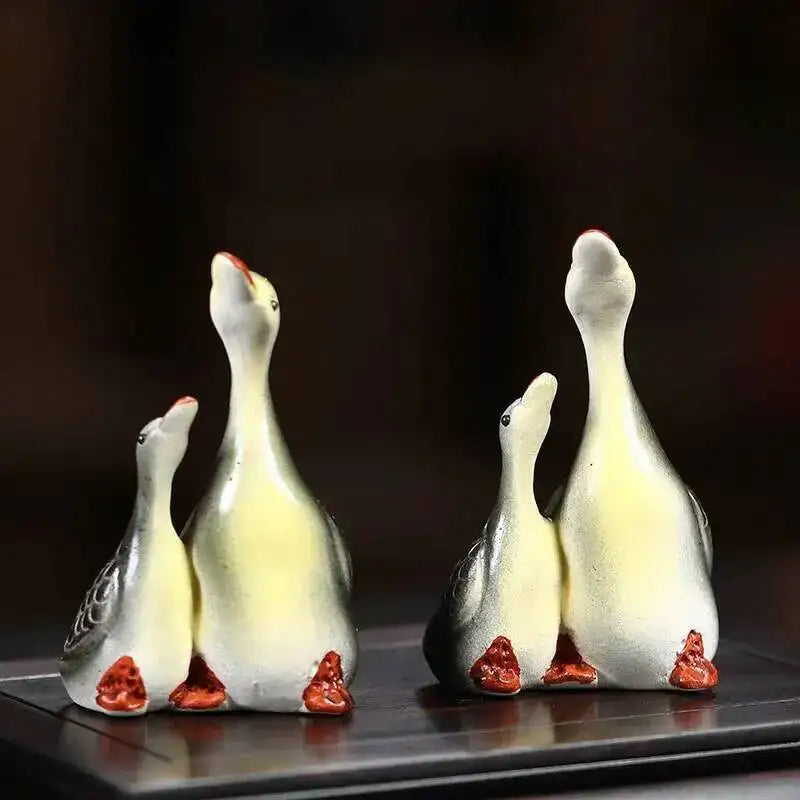 Zisha Tea Pet Color-changing Swan Sculpture Craft Tea Tray Ornament Liftable Couple Goose Ceramic Oasis Select