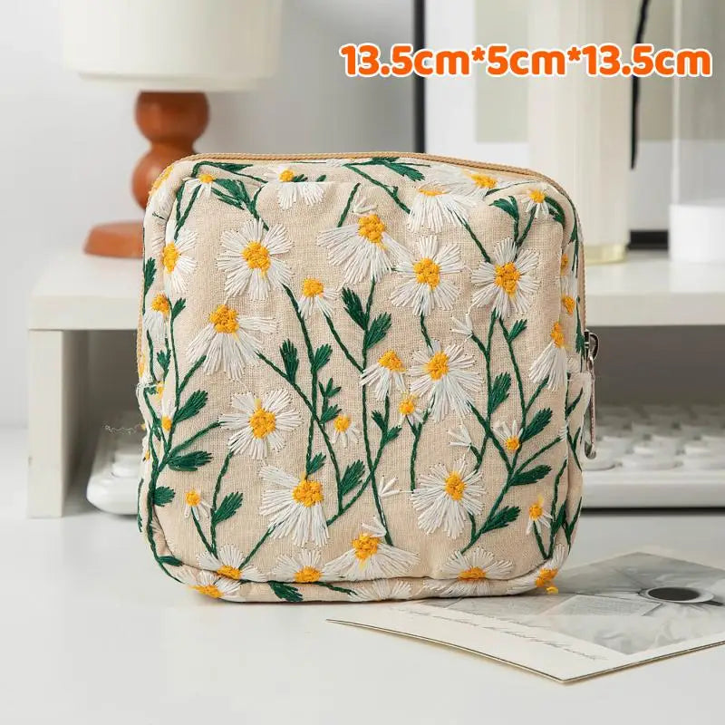Floral Embroidery Women Cosmetic Bag Canvas Zipper Make Up Bag Travel Washing Makeup Organizer Sanitary Napkin Pouch Storage Oasis Select 02