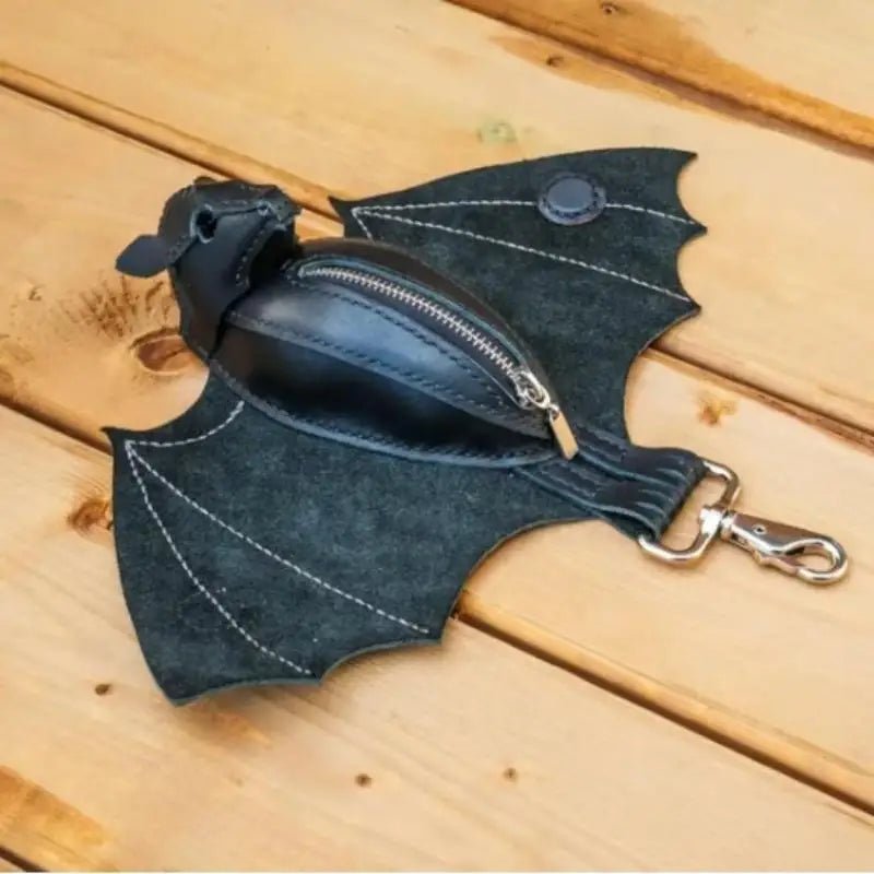 PU Leather Bat Coin Purse With Bat Keychain - Bat-Themed Zippered Coin Pouch Wallet Suitable For Women's Dress & Bat Costumes Oasis Select