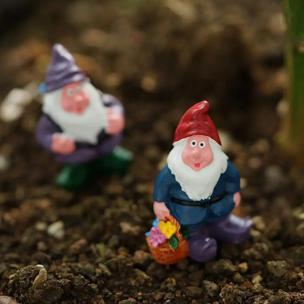 7pcs Mini Garden Gnome Figurines Resin Dwarf Ornaments for Moss Micro Landscape Terrarium Pot Decorative Accessories Oasis Select