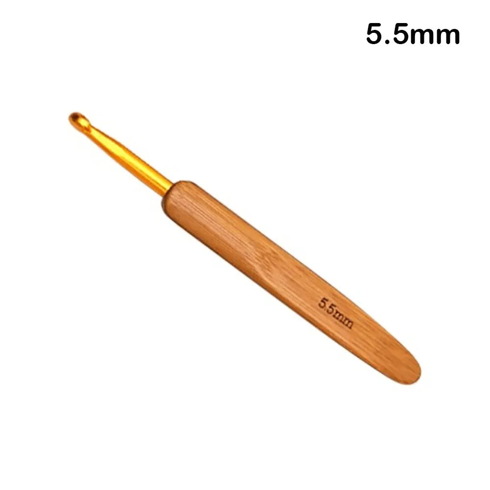Bamboo Wooden Handle Crochet Hook Crochet Hooks Ergonomic Crochet Needles Weave Yarn Craft DIY Sewing Tools for Fine Work Thin Oasis Select 5.5mm
