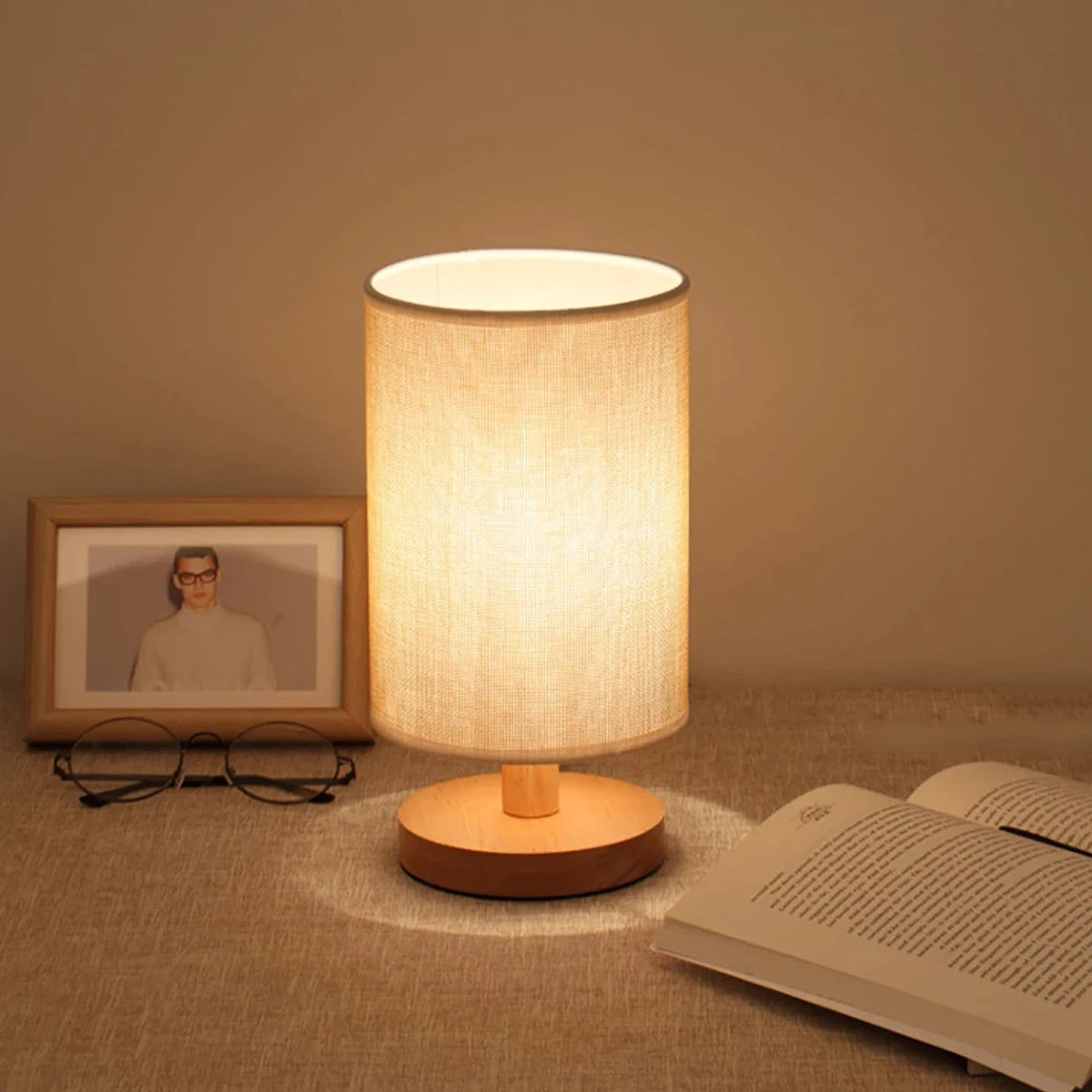 Linen Table Lamp USB Powered Modern Nordic Table Lamp Night Light Bedside Lamp For Bedroom Living Room Decoration Oasis Select White