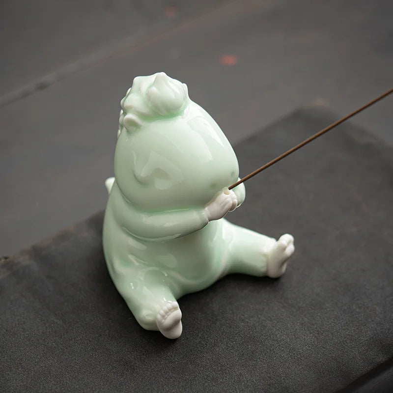 Cute Little Fish Ceramic Ornament New Chinese Style Fun Tea Pet Pen Holder Home Indoor Incense Holder Incense Burner Oasis Select