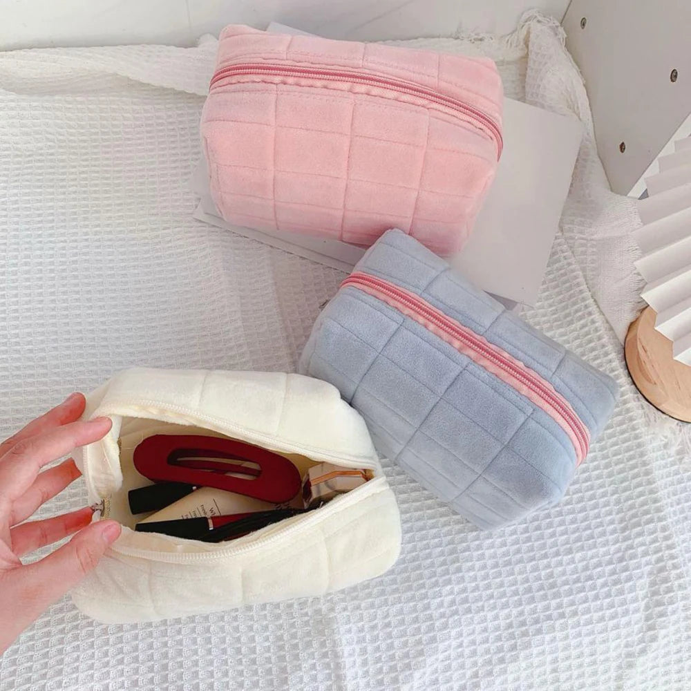 Cute Plush Velvet Makeup Bag – Travel Cosmetic Zipper Pouch
