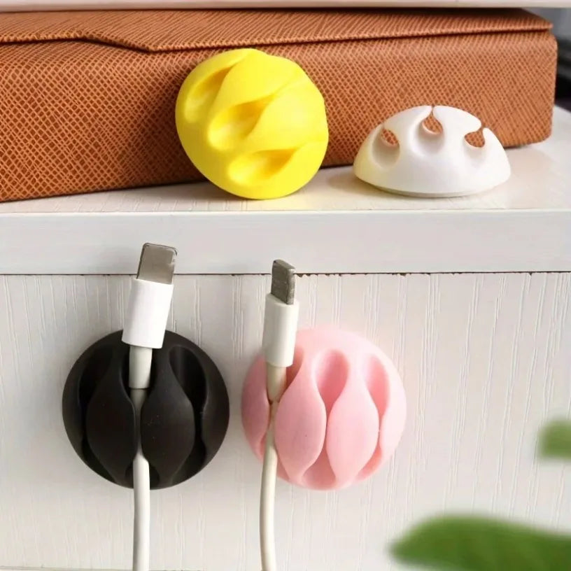 Simple 3-slot charging cable clip 4Pcs/10PCS/20PCS desktop cable wrapper, self-adhesive USB cable clip, mouse cable organizer Oasis Select