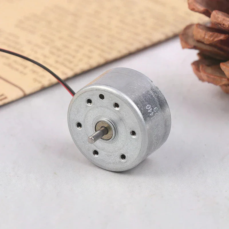 RF-300EA-1D390 DC 1.5V 3V 5V 6V 7250RPM Mini Mute 24mm Round Spindle Motor Precious Metal Brush Engine DIY Solar Power Toy Model Oasis Select