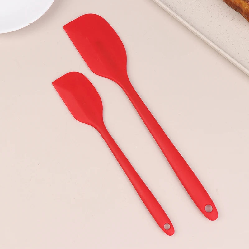 2Pcs Silicone Spatula Set Cake Butter Cream Spatula Kitchen Baking Mixing Tool Non Stick Scraper Chocolate Spreader Smoother Oasis Select Red