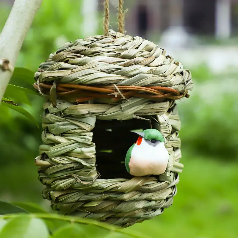 Bird House Outdoor Garden Hanging Bird Nest Hand-woven Straw Bird's Nest Parrot Hatching Breeding House Nest Bird Accessories Oasis Select