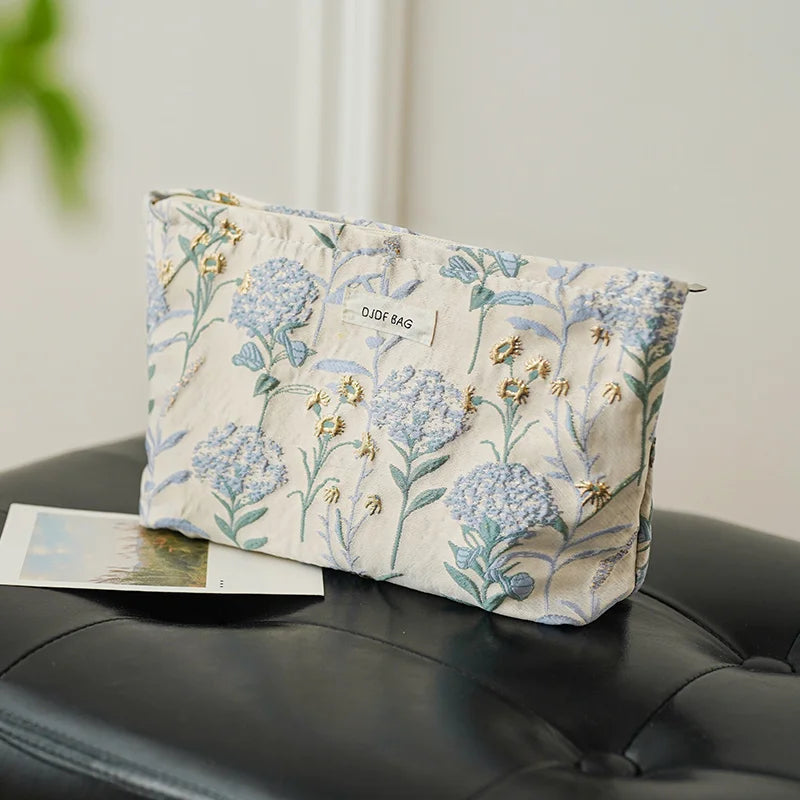 Blue Bouquet Women Makeup Bag, Large Capacity Canvas Toiletry Bag-for Sanitary Napkin & Makeup Supplies Storage,Travel Organizer Oasis Select