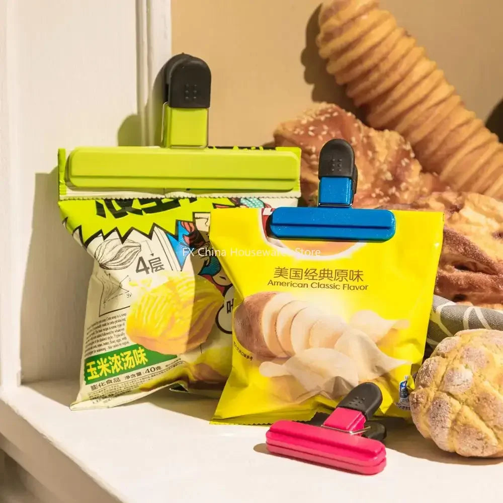 Large Chip Bag Clips Set - Plastic Assorted Sizes Food Sealing Clips - Tight Grip for Coffee, Bread,Snack Bags Kitchen Organizer Oasis Select
