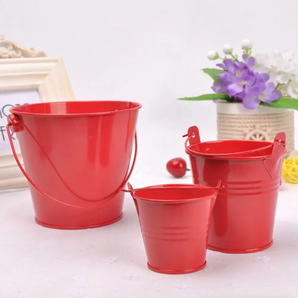 Vintage Tinplate Iron Flower Pot Pastoral Hook Flower Barrel Miniatures Iron Art Mini Tinplate Water Bucket Garden Supplies Oasis Select Red M