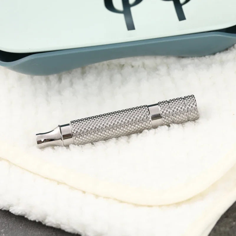 2026 New Arrival！YAQI Polished Titanium Men Safety Razor Handle Comfortable Shaving Oasis Select