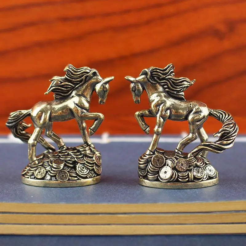 Antique Bronze Brass Zodiac Horse Desktop Decoration Money Horse Ornaments Animal Miniature Model for Crafts Oasis Select