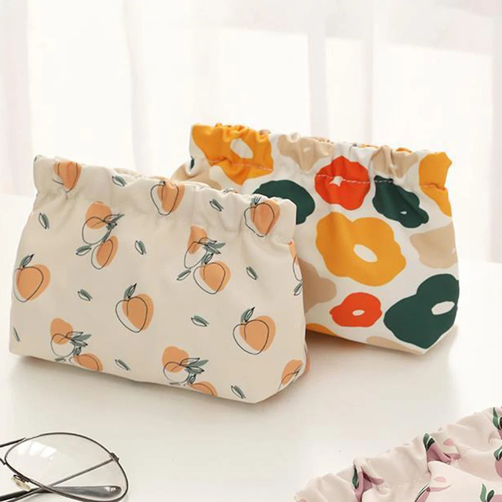 Fruit Print Mini Makeup Bag – Waterproof Portable Cosmetic Pouch