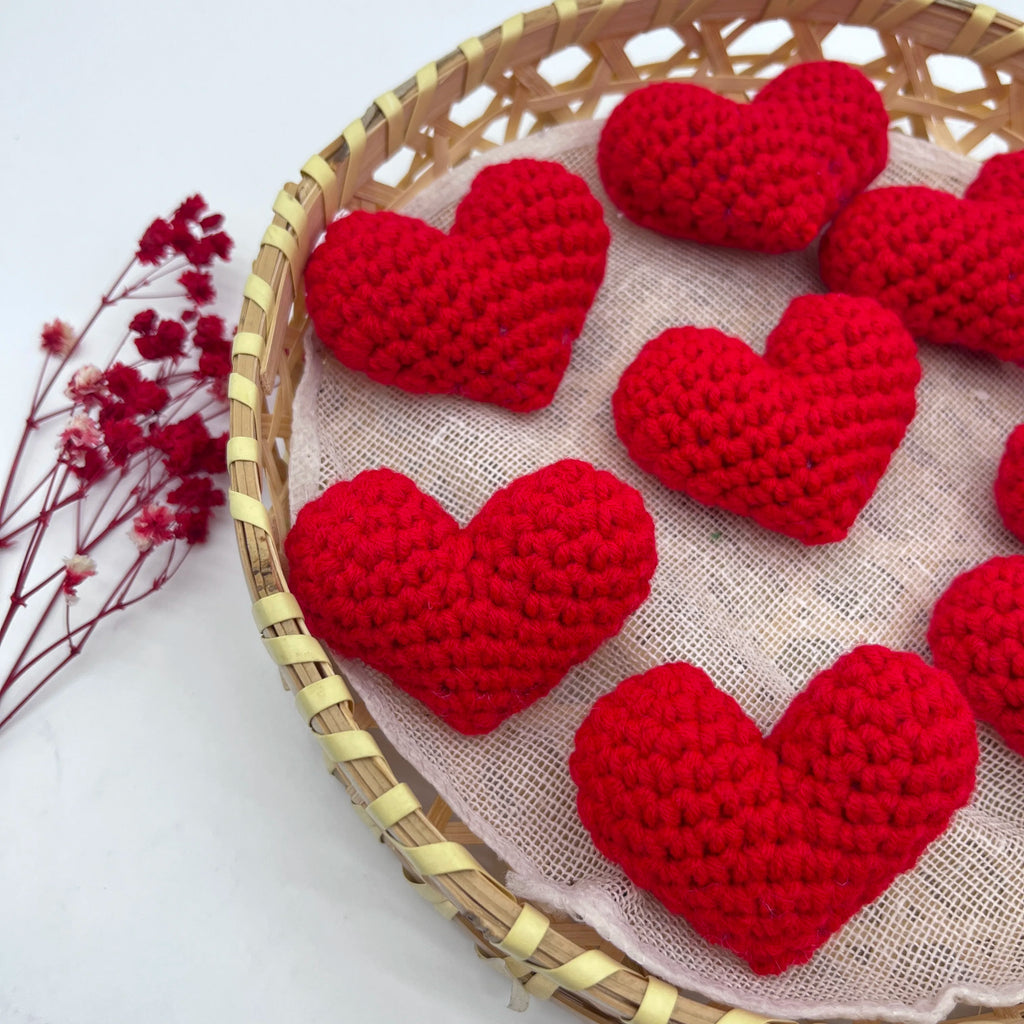 1/2PCS Crochet Heart Hooked Yarn Heart Filled Cotton Peach Knitting Heart Clothing Accessories Red Pink Colored Love Heart Oasis Select