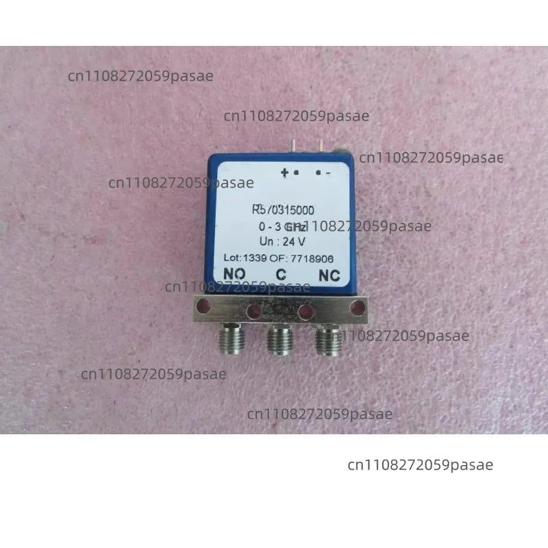 R570315000 3GHz 300W 24V RF Microwave Coaxial SPDT Switch Oasis Select