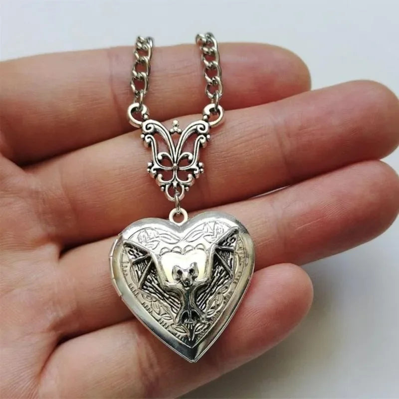 Fashion New Silver Color Heart Pendant Necklace Stainless Steel Retro Simple Personality Punk Style Men and Women Accessories Oasis Select