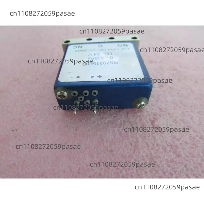 R570315000 3GHz 300W 24V RF Microwave Coaxial SPDT Switch Oasis Select