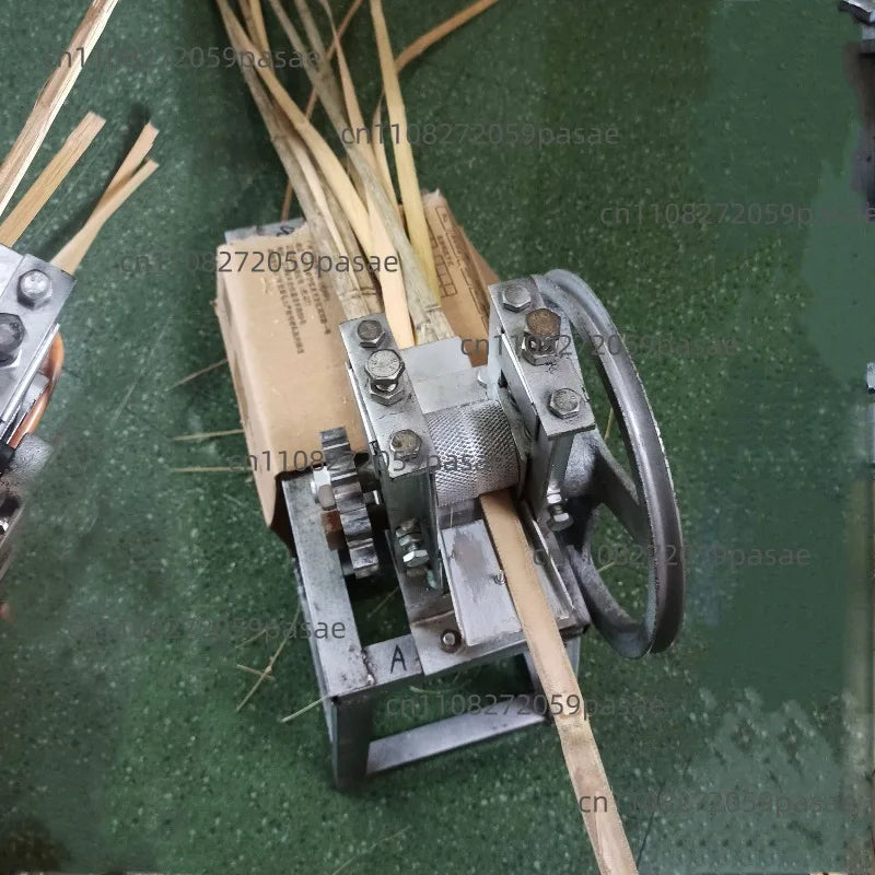 Manual Bamboo Strip Drawing & Cutting Machine – 4 Wheel Types