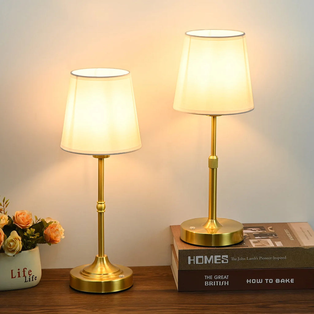 Wholesale of French Fabric Bedside Lamps, Creative Retro Charging Table Lamps, Bedroom Decorative Table Lamps Desk Lamp Oasis Select
