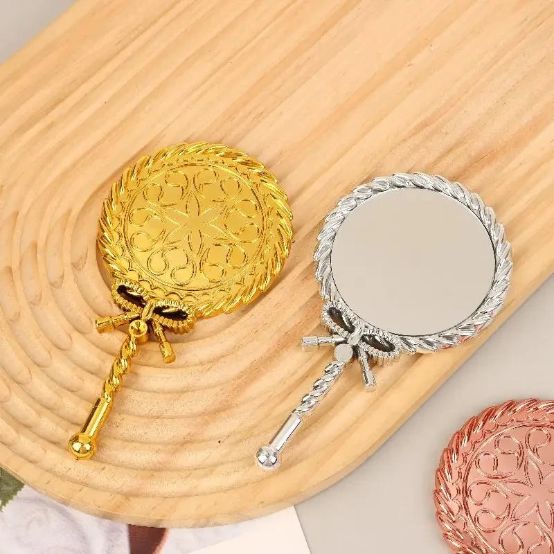 Portable Vintage Handheld Makeup Mirror Hand Hold Round Cosmetic Mirrors European Style Noble Ancient Court Mirror Beauty Tool Oasis Select