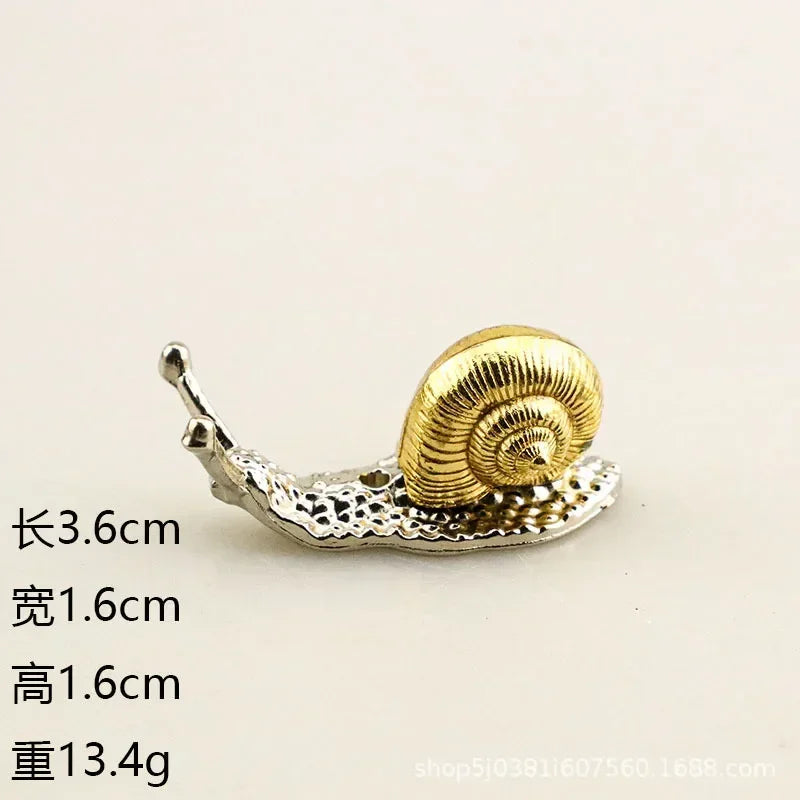 Mini Ash Catcher Gourd Snail Lotus Holder Creative Incense Holder Made of Brass Household Japanese Buddhism Gadgets Ornaments Oasis Select A
