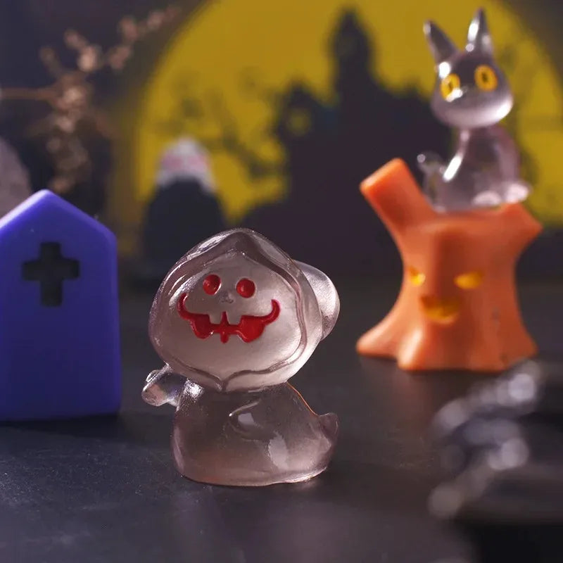 Halloween Miniatures Luminous Garden Figurines Cute Ghost Figurines Glow in The Dark Resin Figures Micro Miniature Statue Outdoo Oasis Select