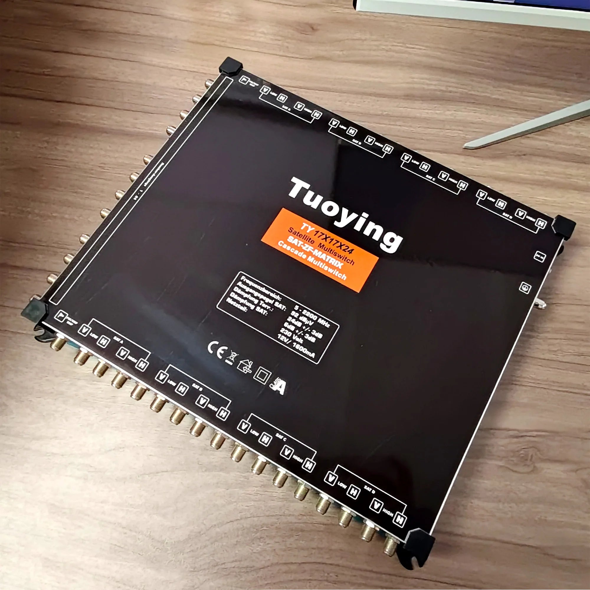 17×17×24 cascade satellite multiswitch Oasis Select