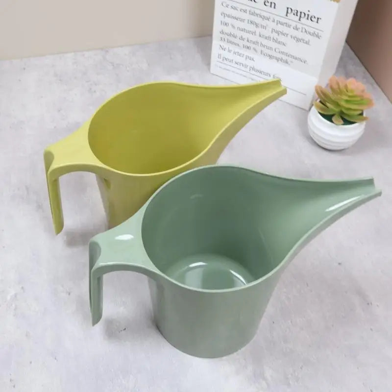 1PC Long Spout Watering Can with Ergonomic Handle Plant Watering Tool for Garden Outdoor Use Pointed Nozzle for Succulents Oasis Select