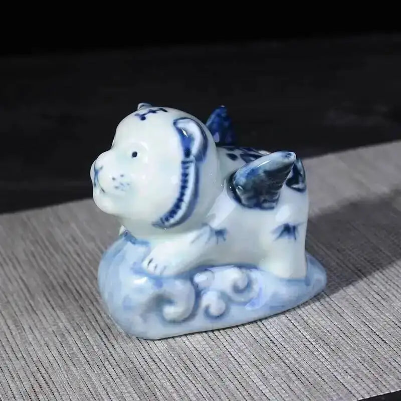Blue And White Twelve Zodiac Small Decorations Study Calligraphy Water Drops Pot Hand Painted Ceramic Desktop Decorations Oasis Select Flying Tiger