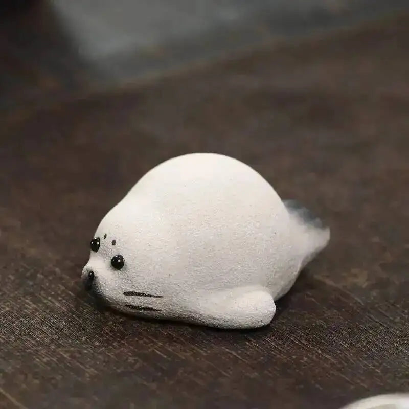 Purple Clay Tea Pet Figurine Penguin Seal Cat Small Ornament Original Mineral Tea Player Oasis Select Seals