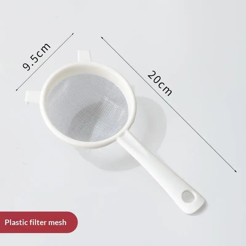 Food Grade Plastic Handheld Flour Sifter Reusable Fine Mesh Strainer for Tea Juice Powder Kitchen Baking Oasis Select 9cm A2