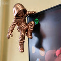 Climb Hoodie Alien Mini Statue 3D Printing Climbing Figure for Monitor Top Decor Weird Novelty Desk Edge Gaming Room Decor Gifts Oasis Select climb 2