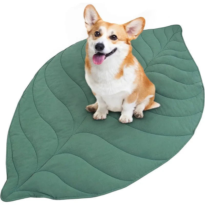 Dog Blankets Leaf Shaped Cotton mat Whelping Reusable of Pet Pads Bed for Pets Machine Washable Puppy Blanket for Couch Protecti Oasis Select