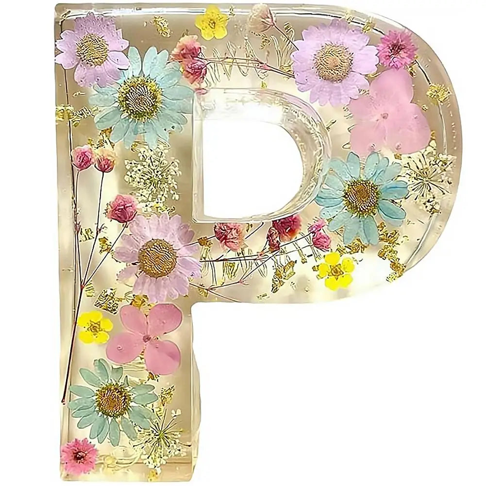 Floral Resin LED Letter Light – Dried Flower Night Lamp