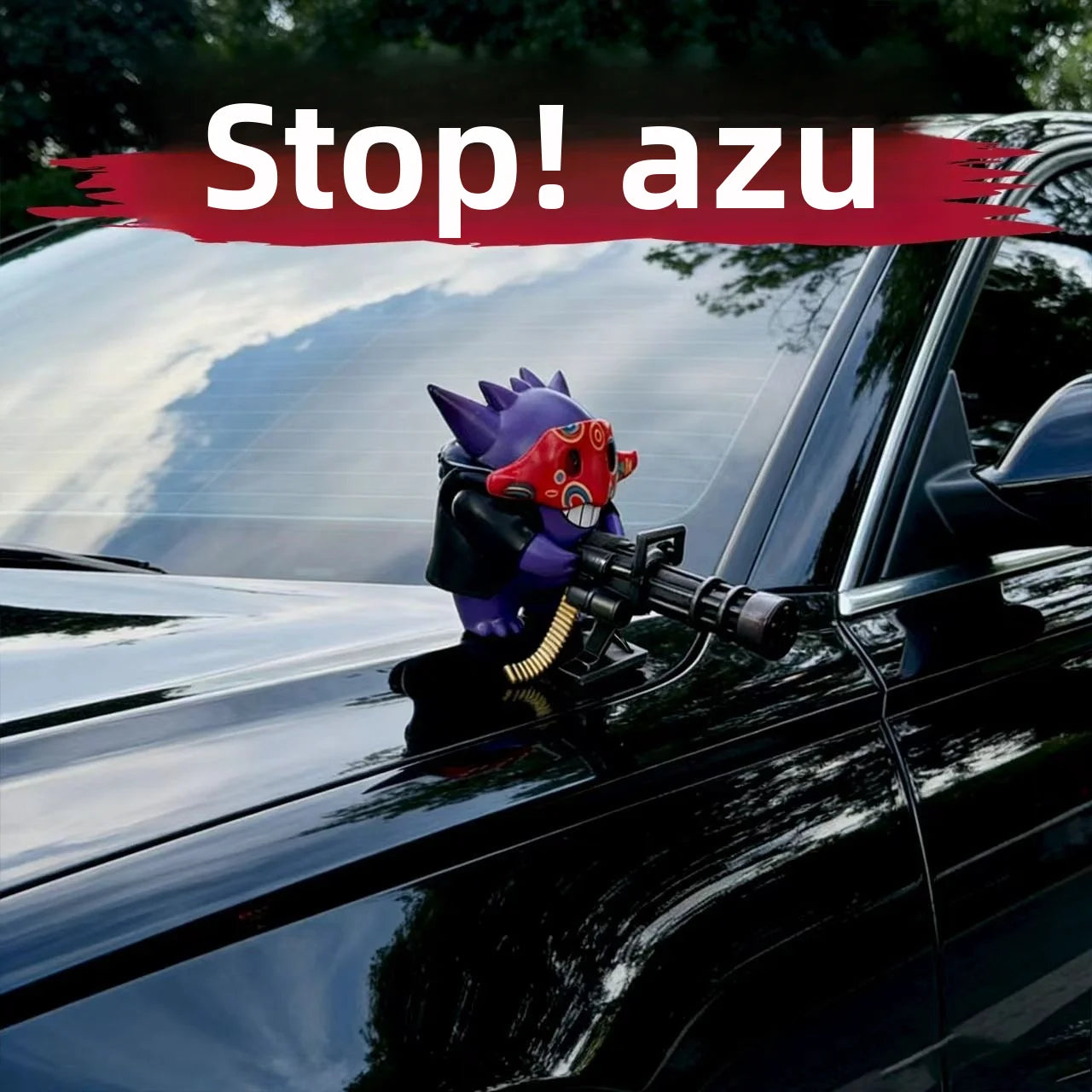 Azu holding a Gatling gun, a creative car decoration for the center console, a figurine on the roof and rear of the car. Oasis Select