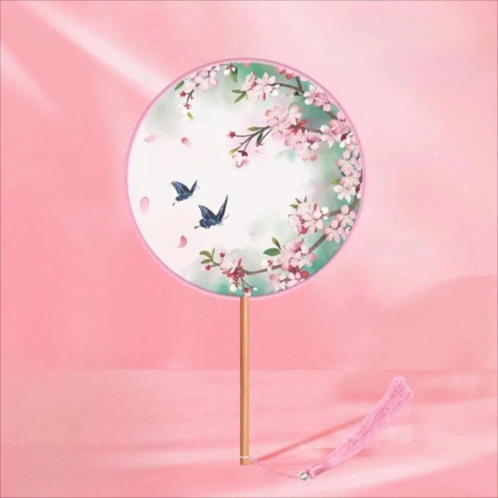 Silk Round Hand Fan – Vintage Chinese Ink Painting Design