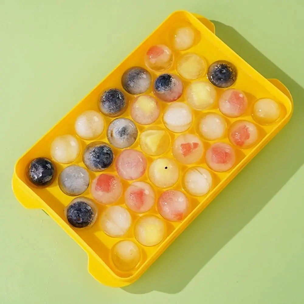3-Piece Food Grade Ice Cube Tray Set with Storage Container