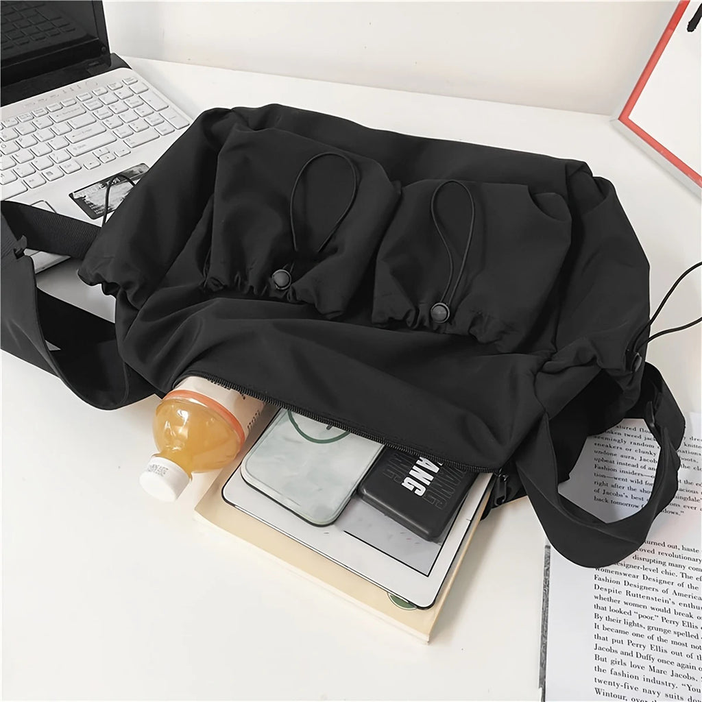 Drawstring crossbody bag, large capacity shoulder bag, fashion zipper bag, men's and women's universal, applicable to school Oasis Select