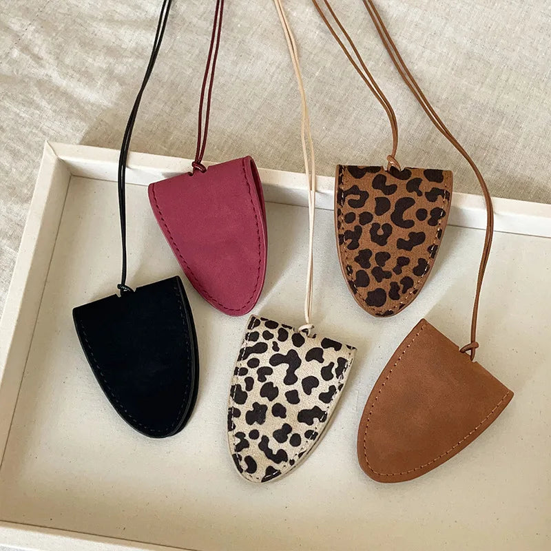 Hanging Neck Magnetic Glasses Clip Multifunctional Necklace Leopard Outdoor Travel Portable Sunglasses Storage Sweater Chain Oasis Select