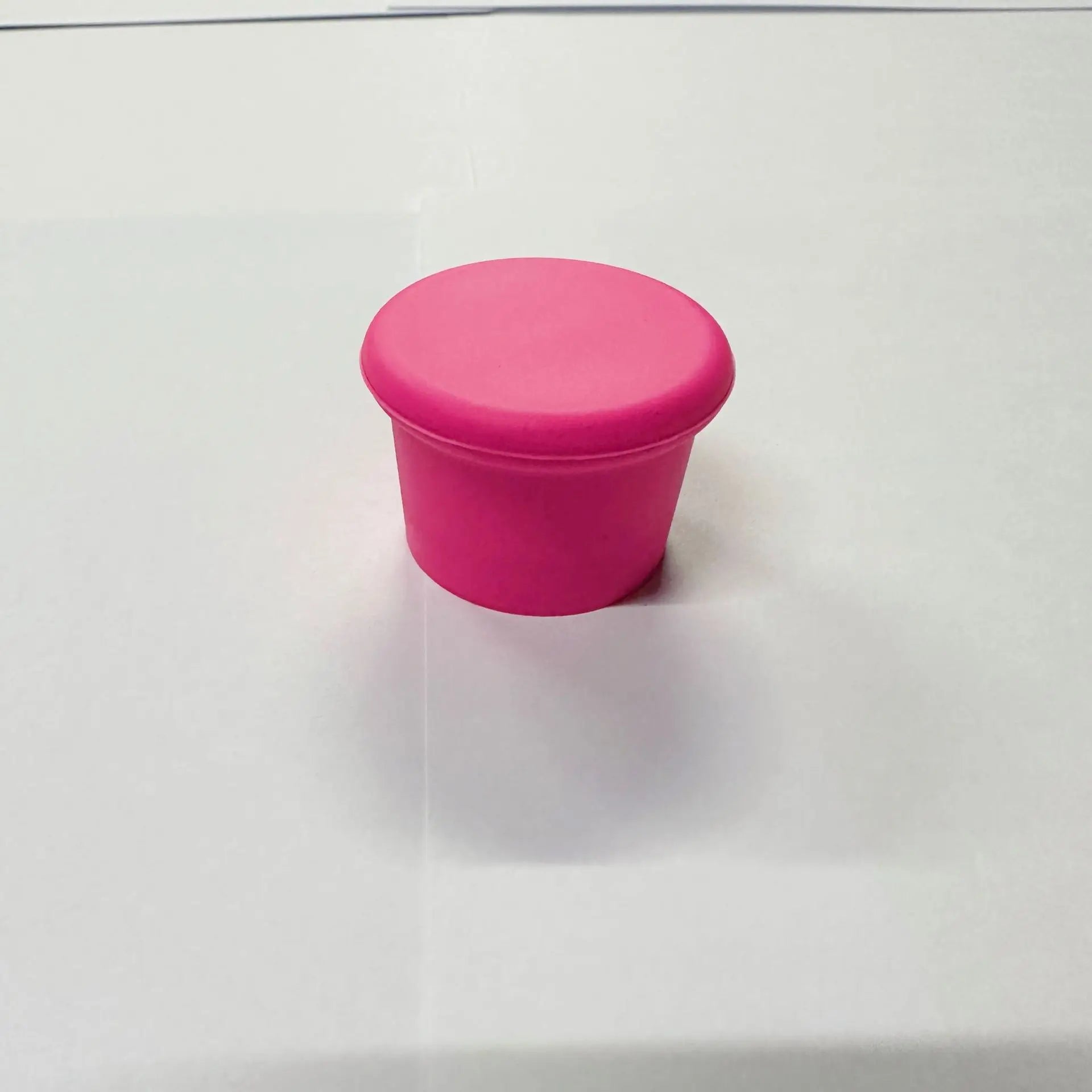 Food - Grade Silicone Wine Bottle Stopper: Universal Round Seal for Wine, Beer & Glass Bottles, Soft & Leak - Proof Oasis Select Red wine Rose 3PCS