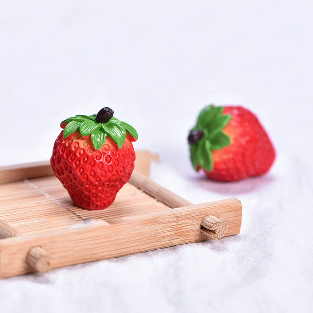 Miniature Resin Fruit Figurines – Litchi & Strawberry Desk Decor Miniature Figurine Oasis Select J One Size