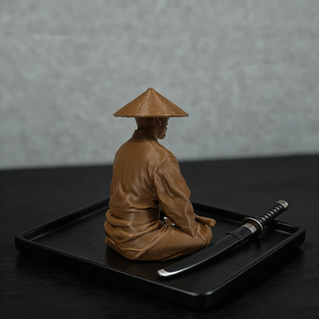 Meditating Ronin Warrior Figurine - Straw Hat Samurai Sculpture, Japanese Zen Statue for Tea Table & Courtyard DecorGift Oasis Select