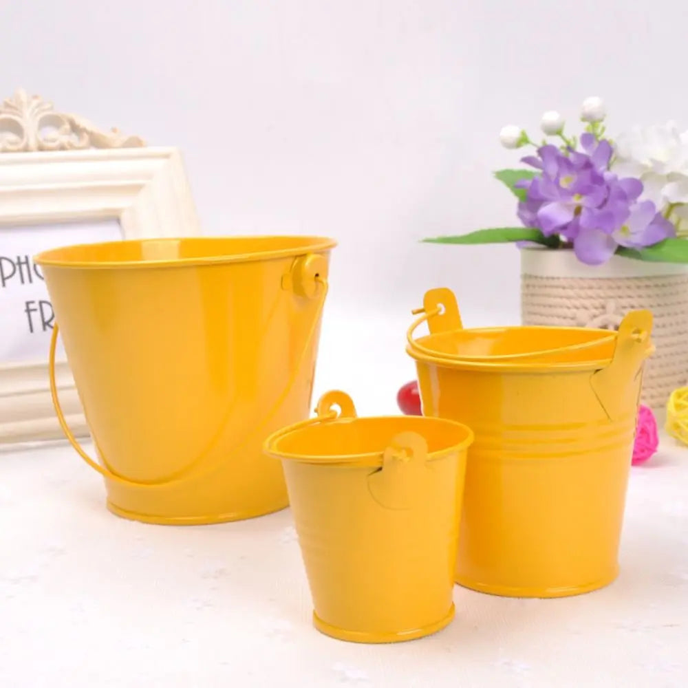 Vintage Tinplate Iron Flower Pot Pastoral Hook Flower Barrel Miniatures Iron Art Mini Tinplate Water Bucket Garden Supplies Oasis Select Yellow M