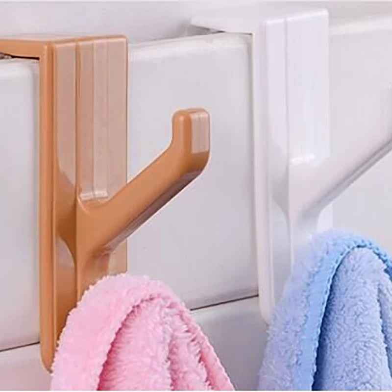 2pcs Bedroom Door Hanger Clothes Hanging Rack Over The Door Plastic Home Storage Organization Hooks Purse Holder for Bags Rails Oasis Select