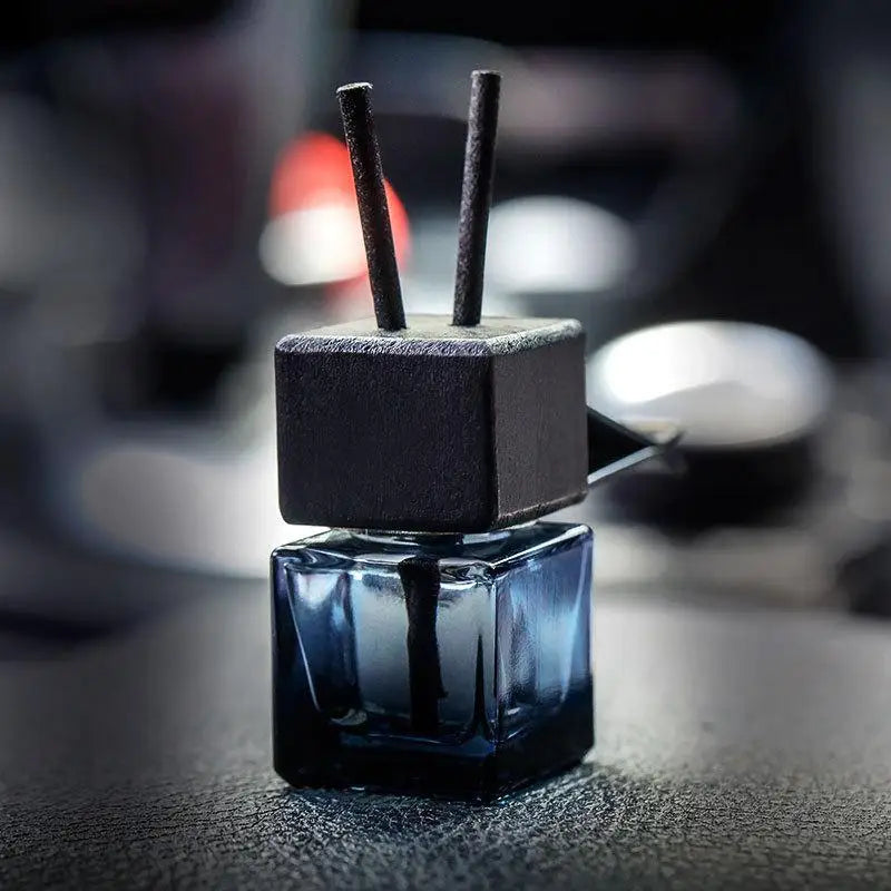 1 Piece Car Decoration Square Car Hanging Glass Bottle Air Freshener Empty Bottle Aromatherapy Ornament Pendant Diffuser Oasis Select A1
