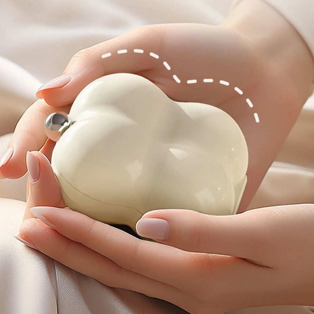 7-Day Portable Flower-Shaped Pill Organizer Compact Medication Divider Box with Individual Compartments for Daily Use Oasis Select