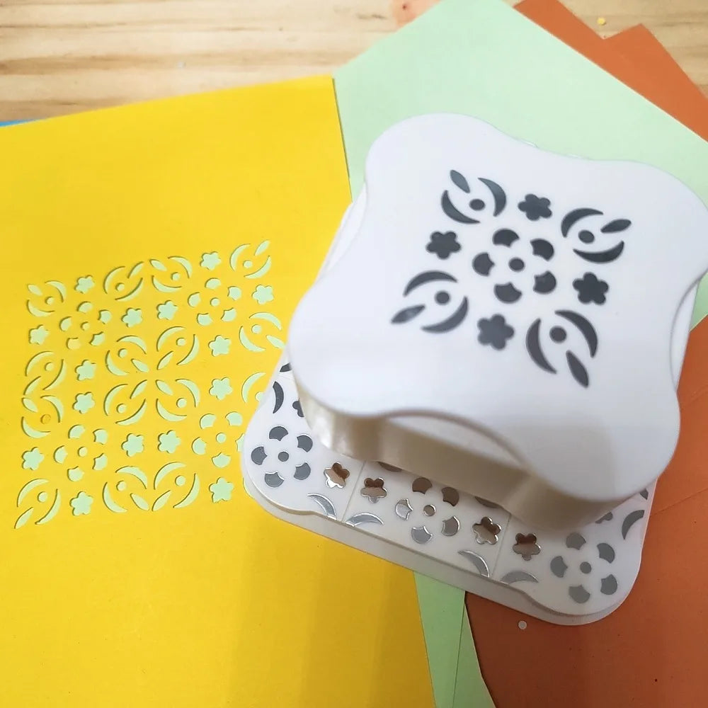 Magnetic Paper Hole Punch Handmade Crafts Tool Embossing Device Labor-Saving Punching Machine Paper Cutter Card Making Oasis Select Style 4