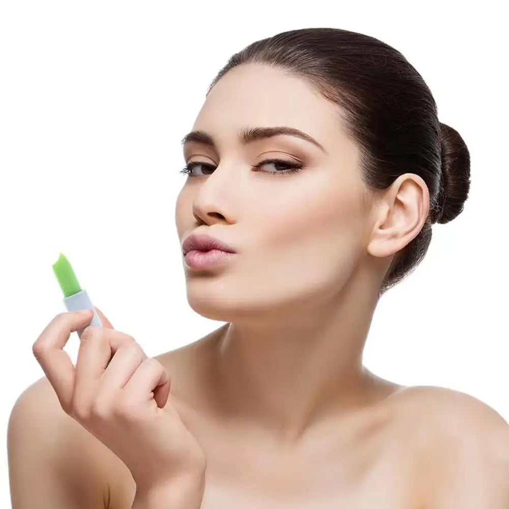 Aloe Vera Color-Changing Lip Balm – Moisturizing & Nourishing