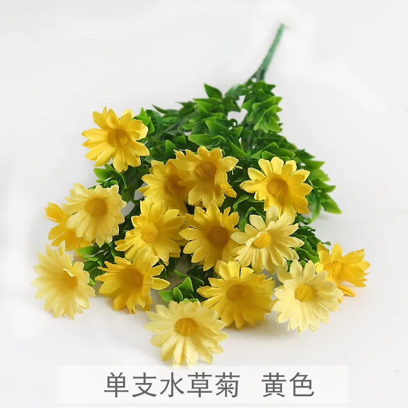 15-Head Faux Silk Daisy Bouquet | Wedding & Home Decor